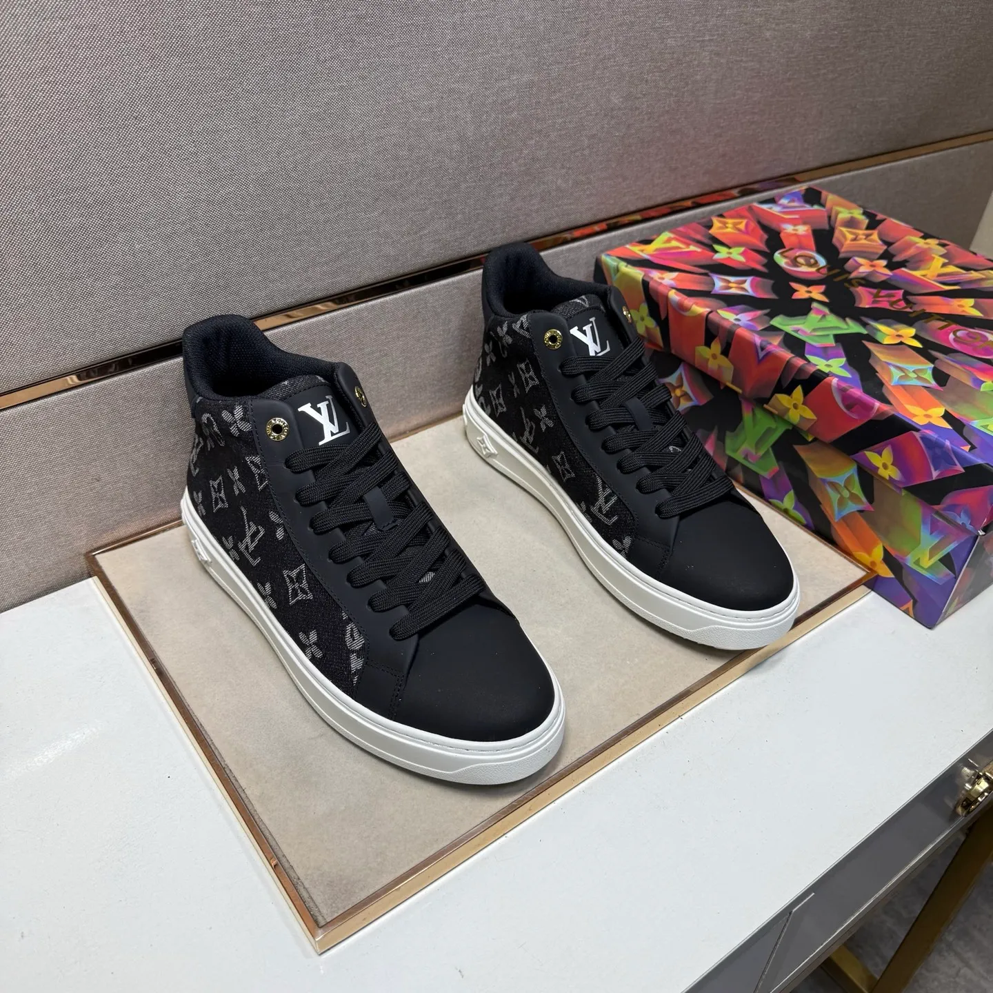 Men's men's shoes 💰pp560 [LV～] Men's casual high-top shoes 2025z cabinet sales simultaneously 🔶Size: 38-44#️⃣ 🔷4 colors🔜The upper is made of multi-material splicing➕Mesh lining, comfortable and breathable, sole: original comfortable and wear-resistant outsole, ⚠️real thing📱photographed🎬real thing is better📢📢📢